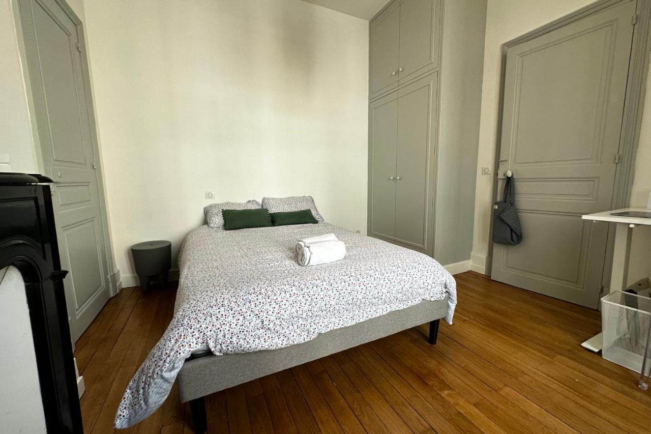 הוילה In The Beautiful Districts Of Tours A "Particular" With Great Comfort מראה חיצוני תמונה