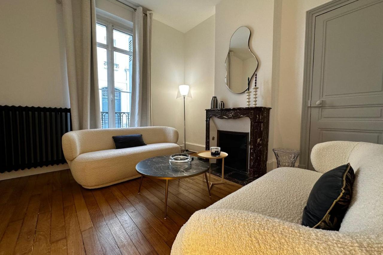 הוילה In The Beautiful Districts Of Tours A "Particular" With Great Comfort מראה חיצוני תמונה