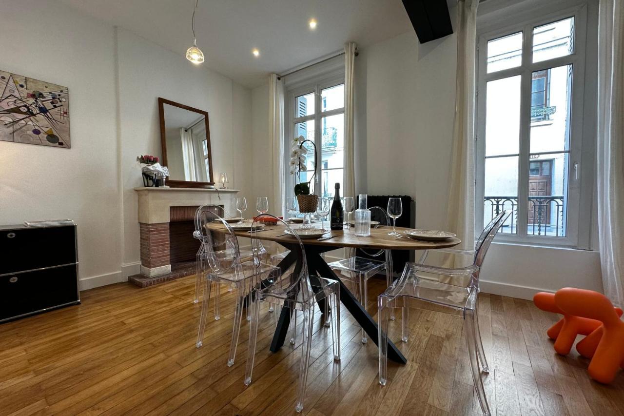 הוילה In The Beautiful Districts Of Tours A "Particular" With Great Comfort מראה חיצוני תמונה