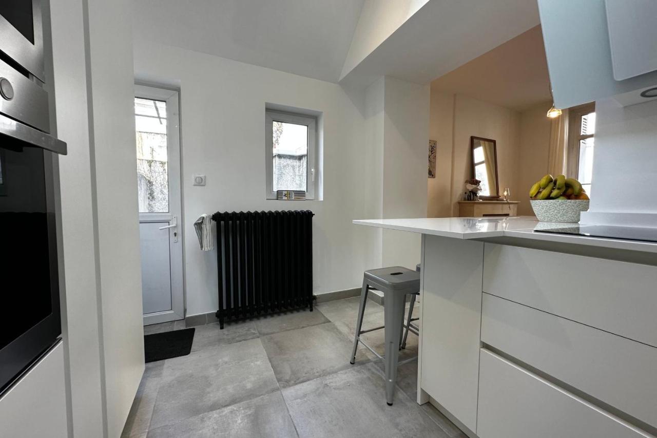 הוילה In The Beautiful Districts Of Tours A "Particular" With Great Comfort מראה חיצוני תמונה