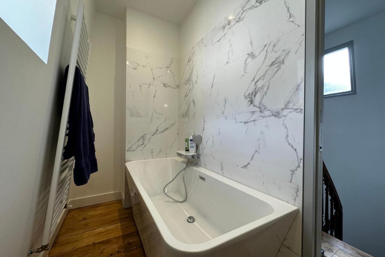 הוילה In The Beautiful Districts Of Tours A "Particular" With Great Comfort מראה חיצוני תמונה